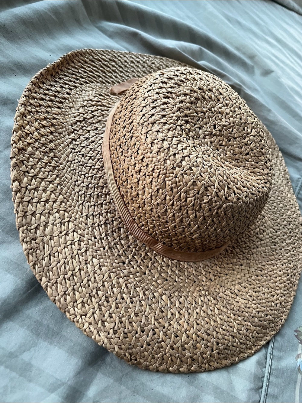 Sun hat - Picture 3 of 3